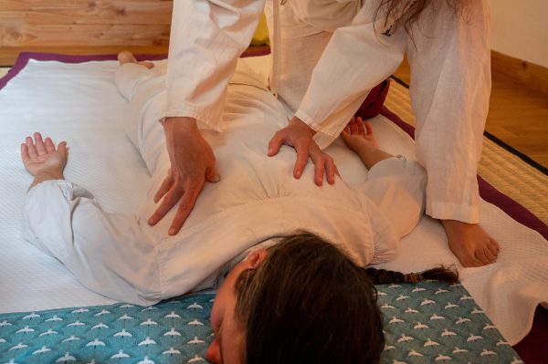 Shiatsu Perrine Vincent - La deuxième chaine du méridien de la Vessie